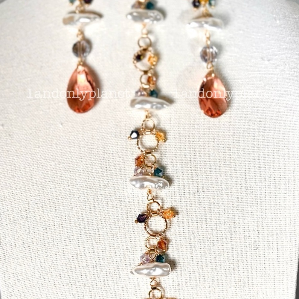 Set of Multicolor Pearl Gold Drop Statement Earring & Bracelet Elegant & Unique - Picture 7 of 10